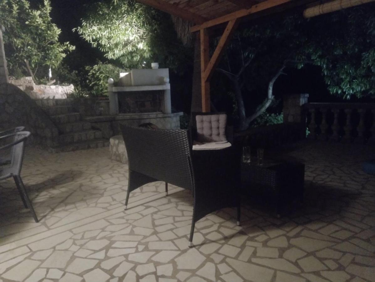 Blue Horizon Apartment Добра вода Екстериор снимка